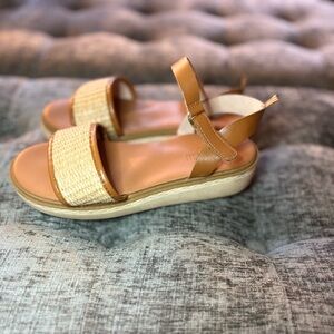 OshKosh B'gosh Tan and Cream Sandals